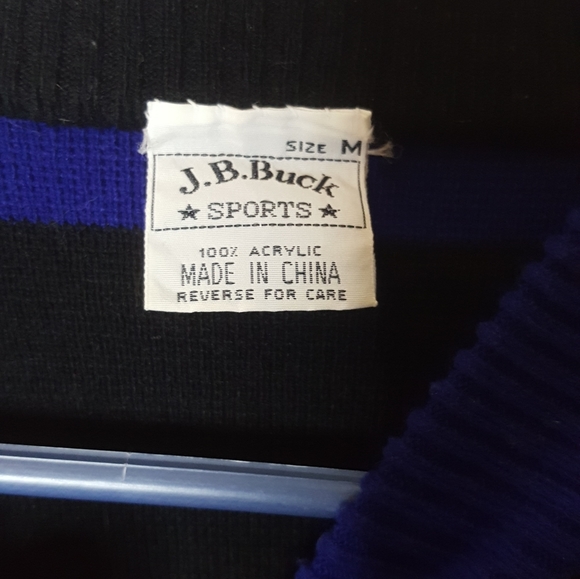 Vintage black sweater with rainbow prism stripes - Picture 3 of 4